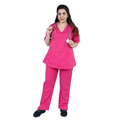 صورة زي أطباء نسائي لون زهري